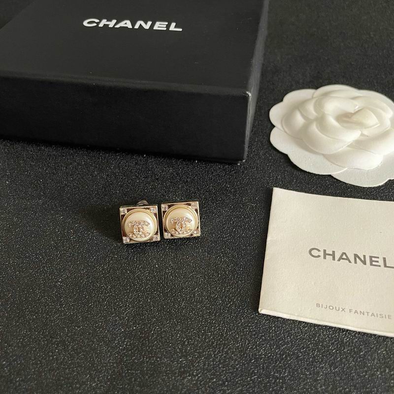 Chanel Earring 06yxs87